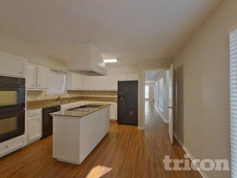 Building Photo - 3602 Hill Springs Dr