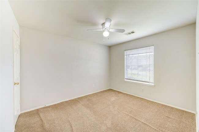 Building Photo - 19814 Lindenfield Pl