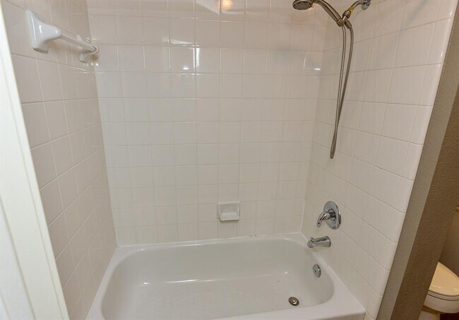 Building Photo - 1806 Chasewood Dr