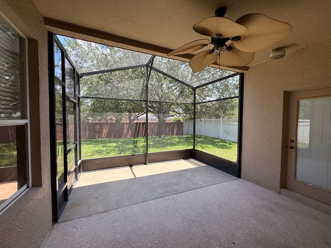 Building Photo - 944 Lost Grove Cir