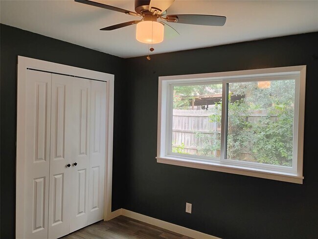 Building Photo - 103 Laurel Ridge