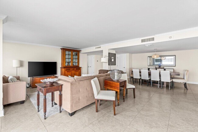 Building Photo - 4200 N Ocean Dr