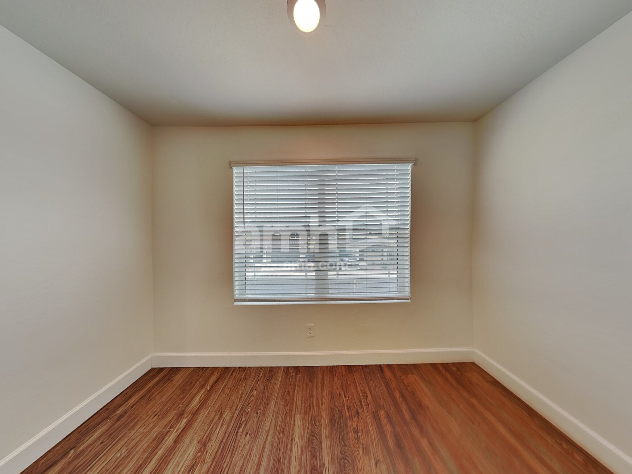 Building Photo - 678 W Laredo Ave
