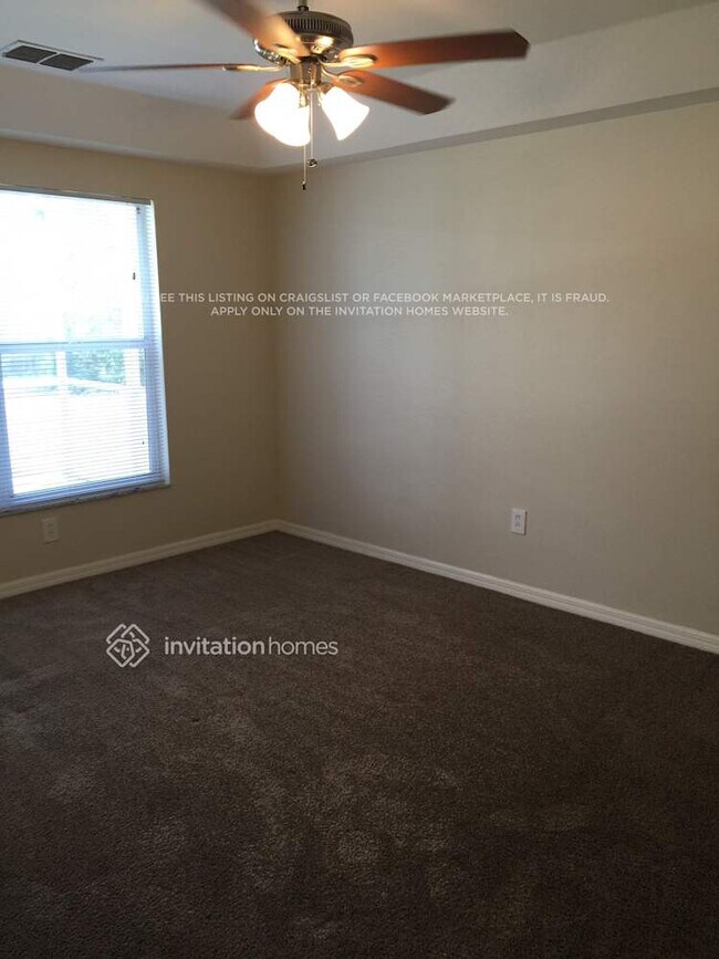 Building Photo - 15502 Tanagerpark Way