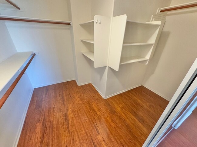 Building Photo - Beautiful 2 bedroom townhome with 2 car garage in gated community near Summerlin