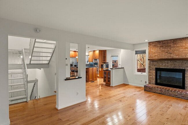 Building Photo - 770 Trenton Ave