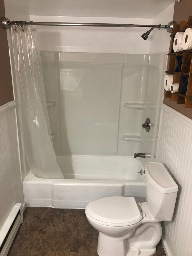 Bathroom - 852 Stillwater Ave