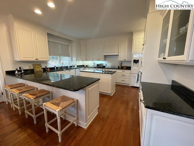 Building Photo - 6287 Idlewild Rd