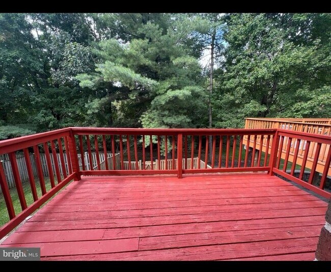 Building Photo - 43 Wellspring Cir