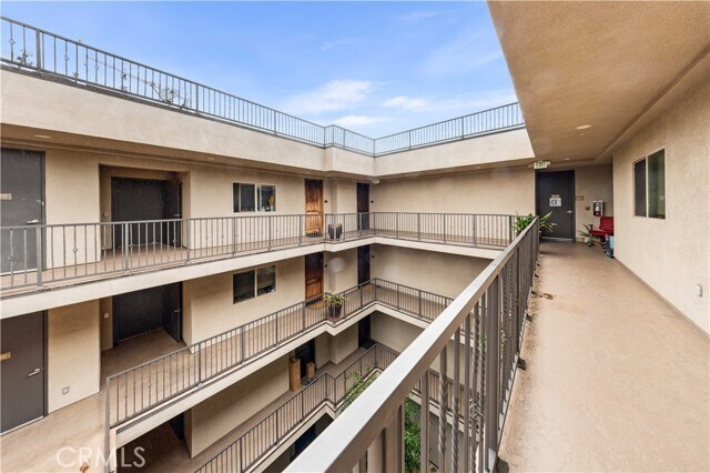 Building Photo - 11218 Camarillo St