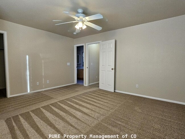 Building Photo - 2-story home with finished basement! 2-car garage!