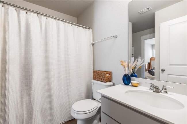 Building Photo - 17103 Crane Fly Dr