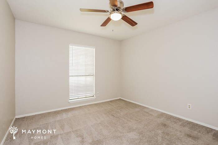 Building Photo - 510 Redwood Dr
