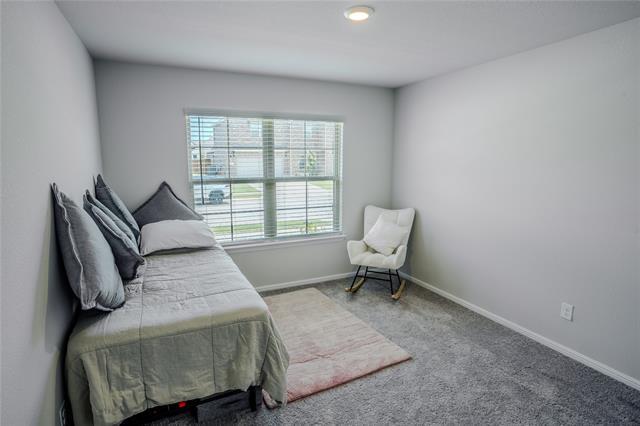 Building Photo - 404 Eaton Dr