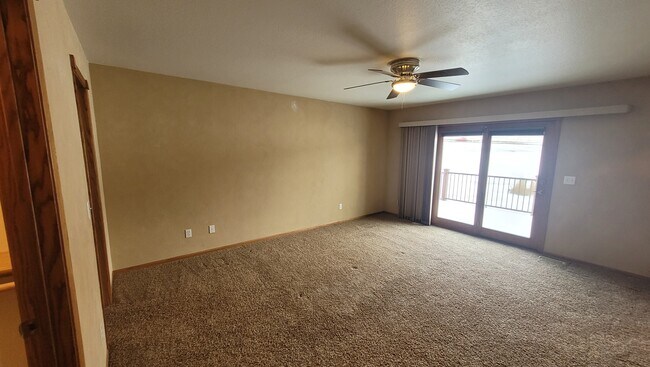 Building Photo - 1200 Duffer Dr