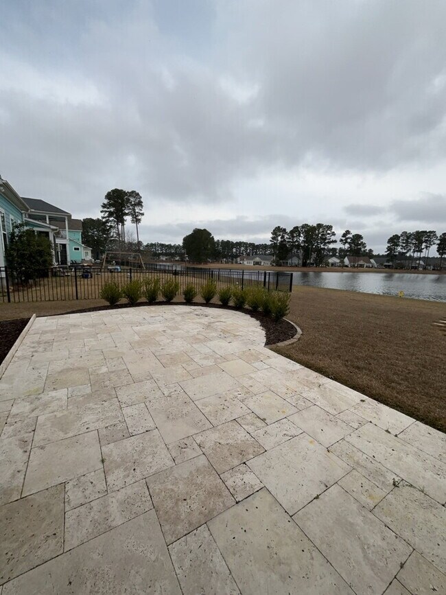 Building Photo - 292 Calm Water Way