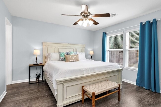 Building Photo - 3015 Beacon Grove St