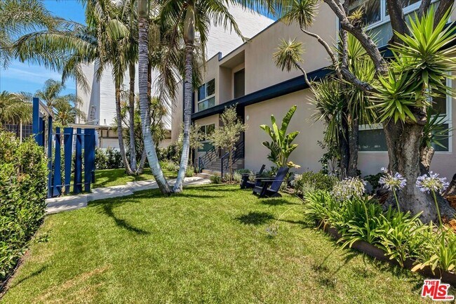 Building Photo - 210 S Hamilton Dr