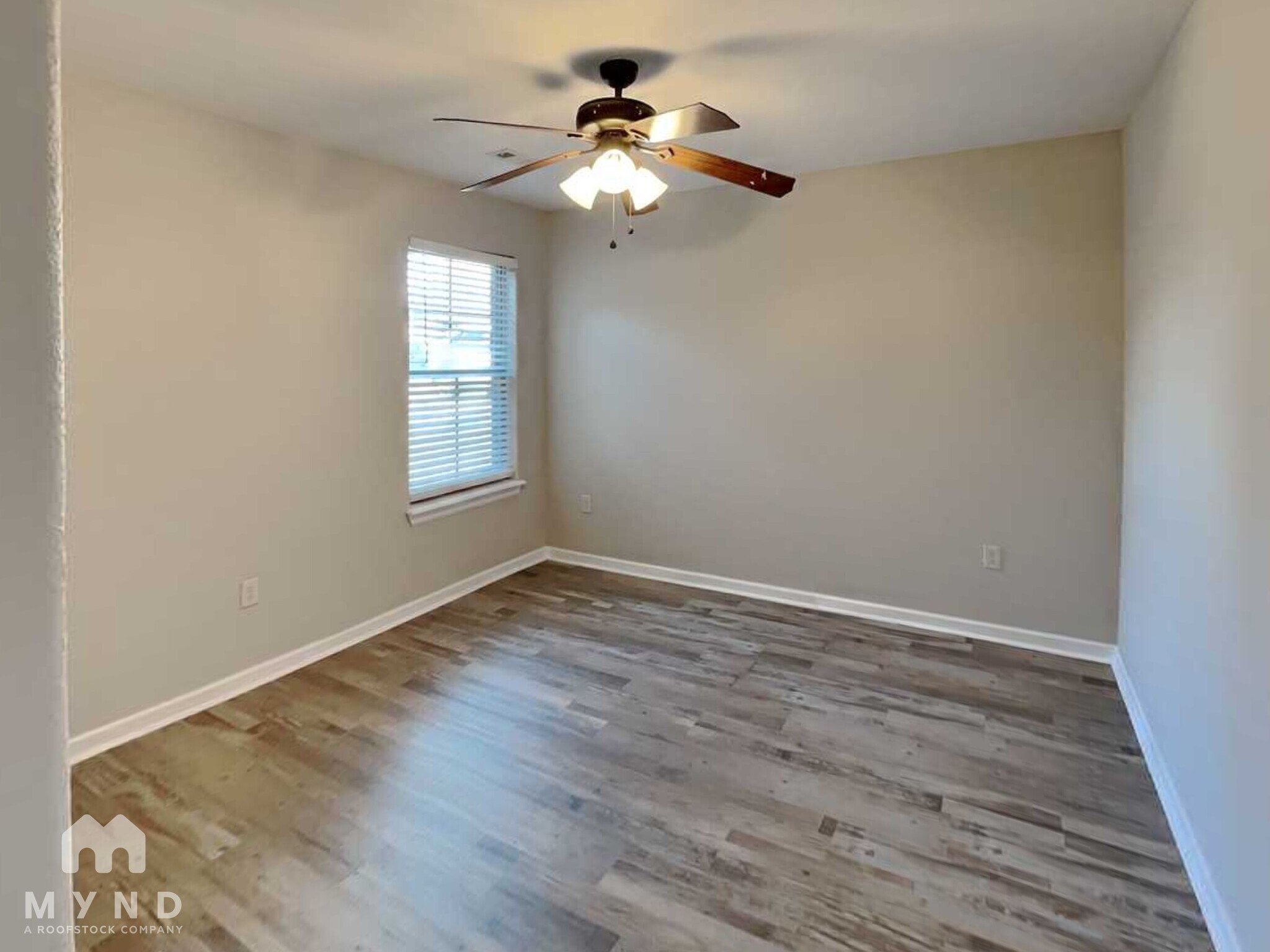 Building Photo - 440 Timber Ridge St