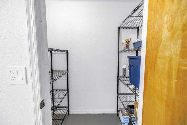 Building Photo - 9613 Tara Cay Ct