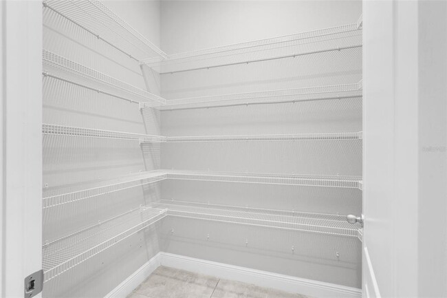 Building Photo - 959 Maypole Dr