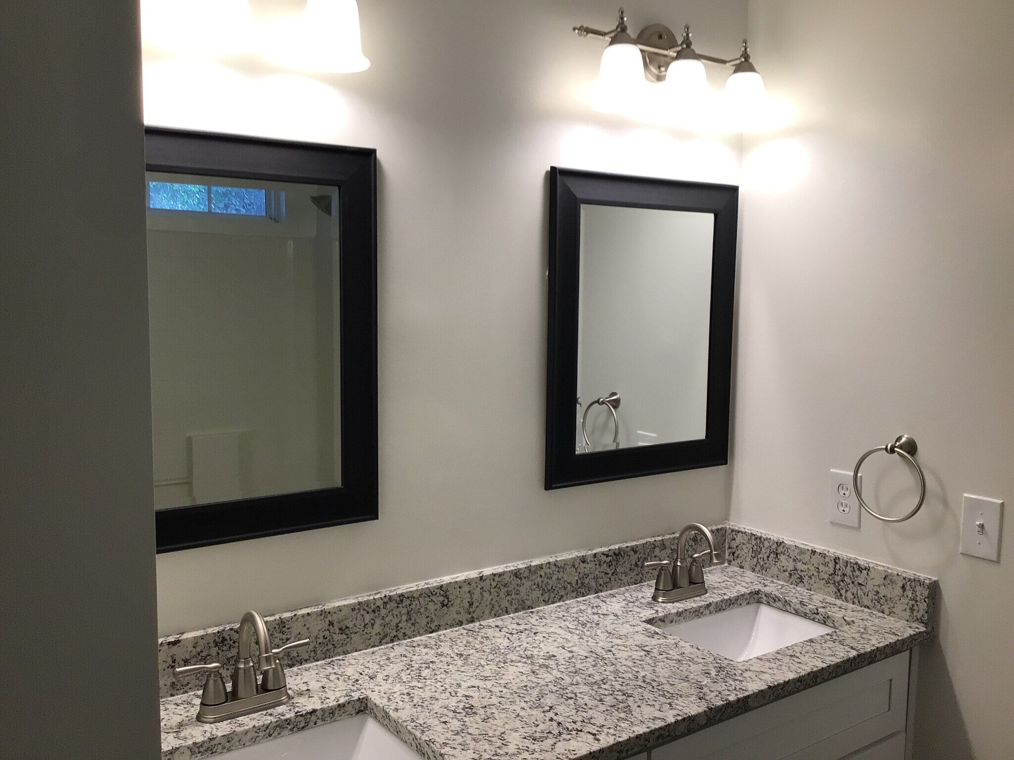 Building Photo - 126 Aquinnah Dr