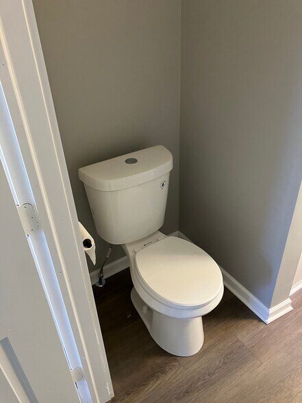 Building Photo - 31 Norman Ave