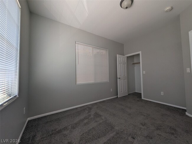 Building Photo - 9332 Daffodil Sun Ave