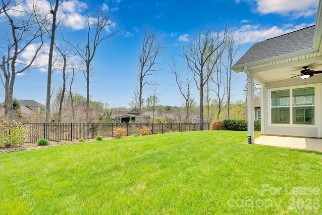 Building Photo - 5563 Elk Knob Ct