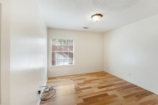 Building Photo - 4626 Plantation Creek Dr