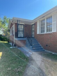 Building Photo - 6533 Thunderbird Dr