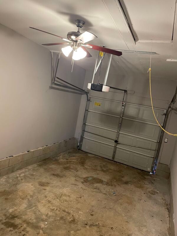 Building Photo - 134 Heather Dr