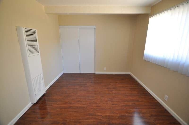 Building Photo - 6125 Whitsett Ave