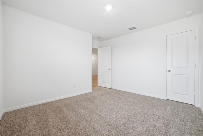 Building Photo - 132 LAS LOMAS Dr