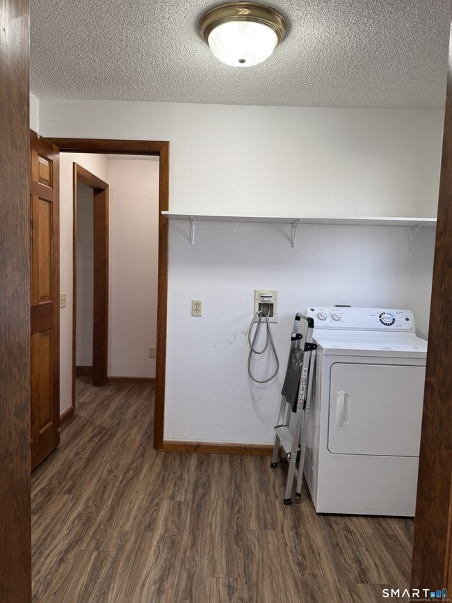 Building Photo - 444 Prospect St