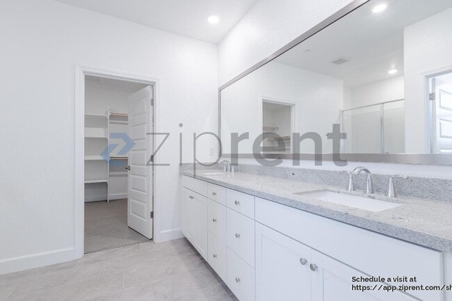 Building Photo - 1168 Caraballo Dr