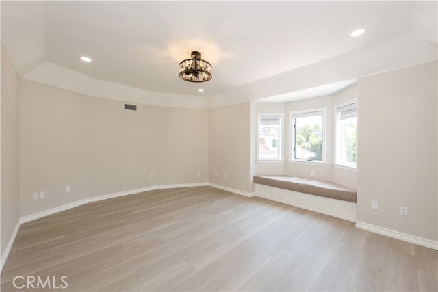 Building Photo - 2836 N Kingsgate Dr