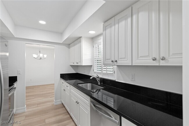 Building Photo - 4126 Belair Ln