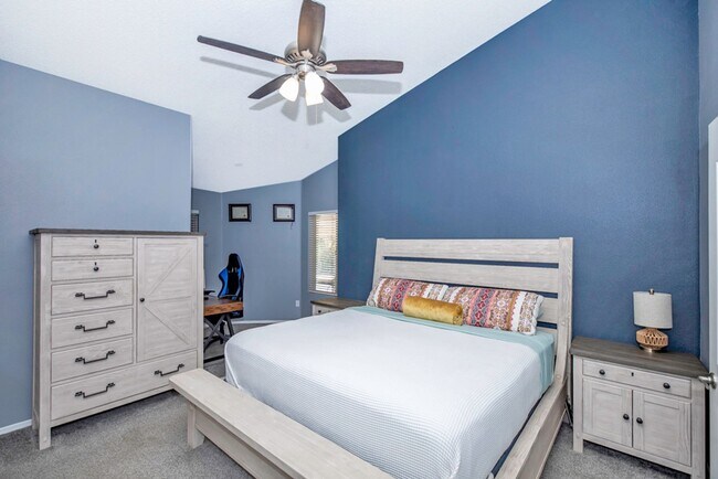 Building Photo - Pool home for rent August 1, 2025