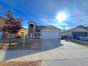 Building Photo - Northeast El Paso 4Bed w/Refrig A/C