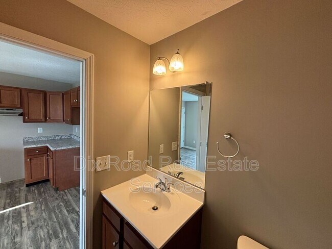 Building Photo - 209 Wexford Dr