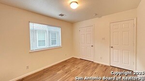 Building Photo - 10702 Buck Park