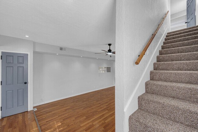 Building Photo - 1305 NW Smith Ave