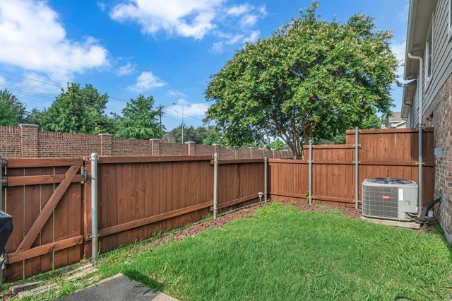 Building Photo - 3124 Tarrant Ln