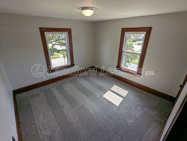 Building Photo - Fully Remodeled 3-Bedroom Colonial on Corn...