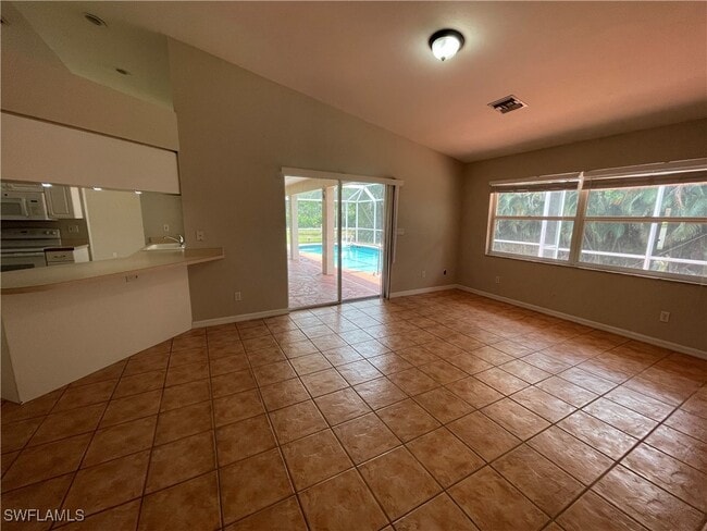 Building Photo - 6792 Weatherby Ct