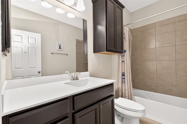 Building Photo - 3854 Fleetwood Falls Ln