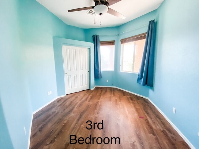 Building Photo - Beautiful 3 Bed/2 Bath home!