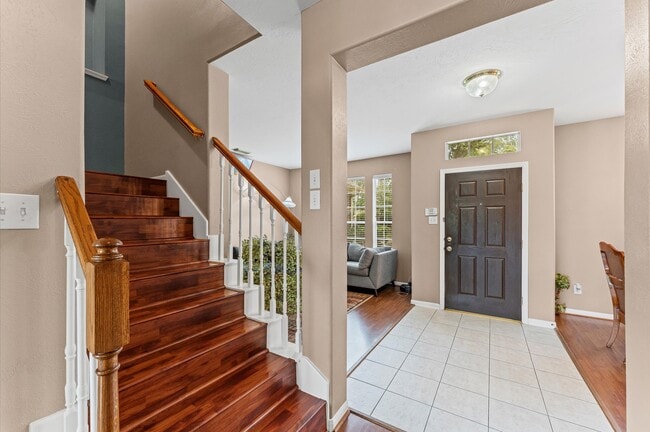 Building Photo - 1631 Mustang Crossing