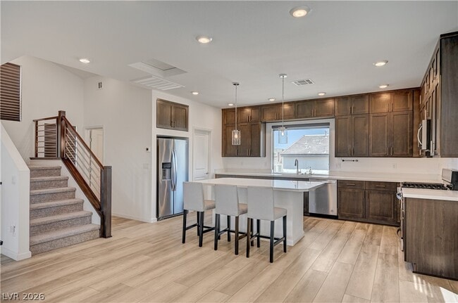 Building Photo - 7760 Misty Oaks Ave